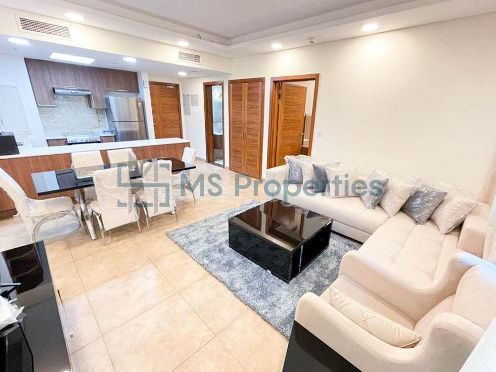 1 Modern Space 1BR Apartment with Balcony