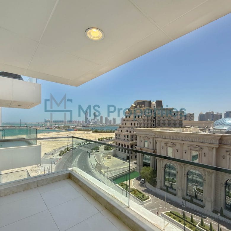 Luxury 1BHK Flat with Amazing View +Bills Included