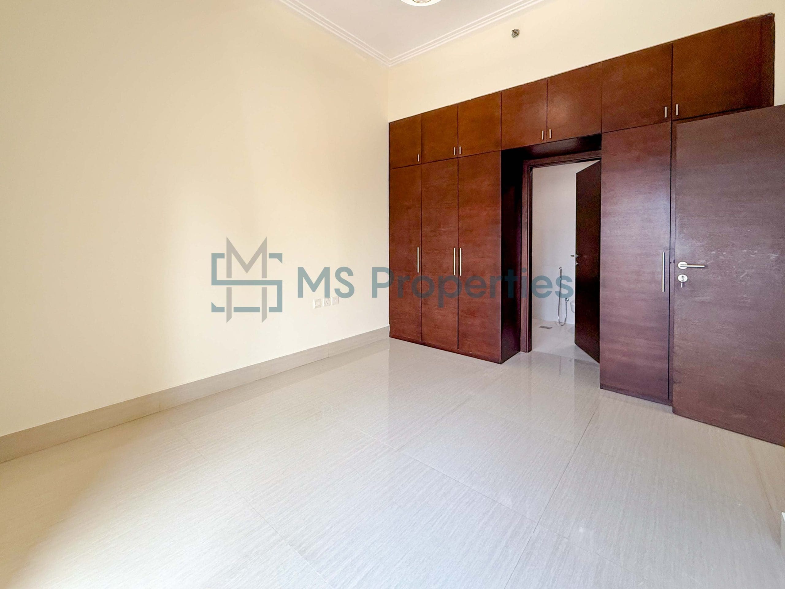 Modern Layout 2BR Apartment +Bills Included