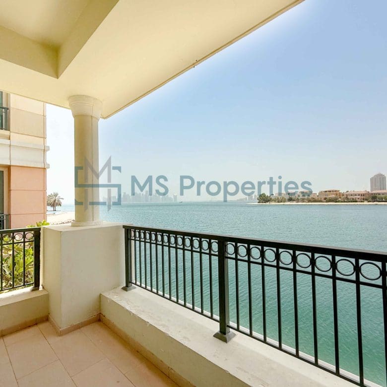 Full Sea View Balcony | Captivating 1BR Townhouse