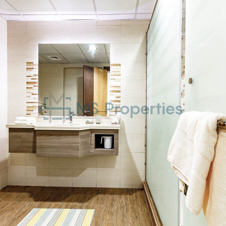 Pristine 1BR Apartment with Balcony+Bills Included