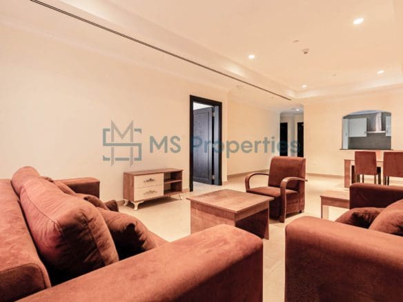 Large Layout 1BR Apartment with View Balcony