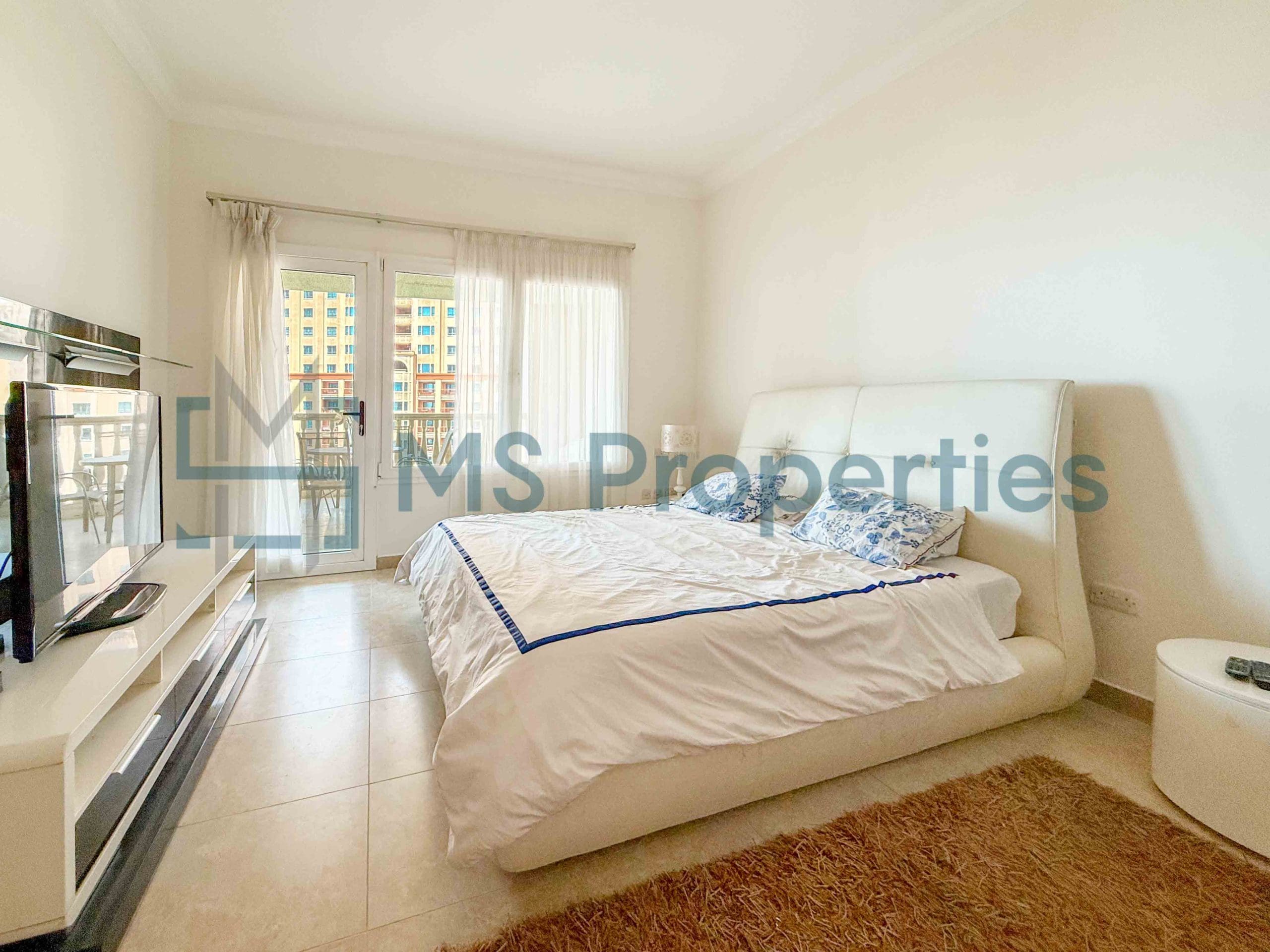 Beautiful 2BR Apartment with Large Balcony