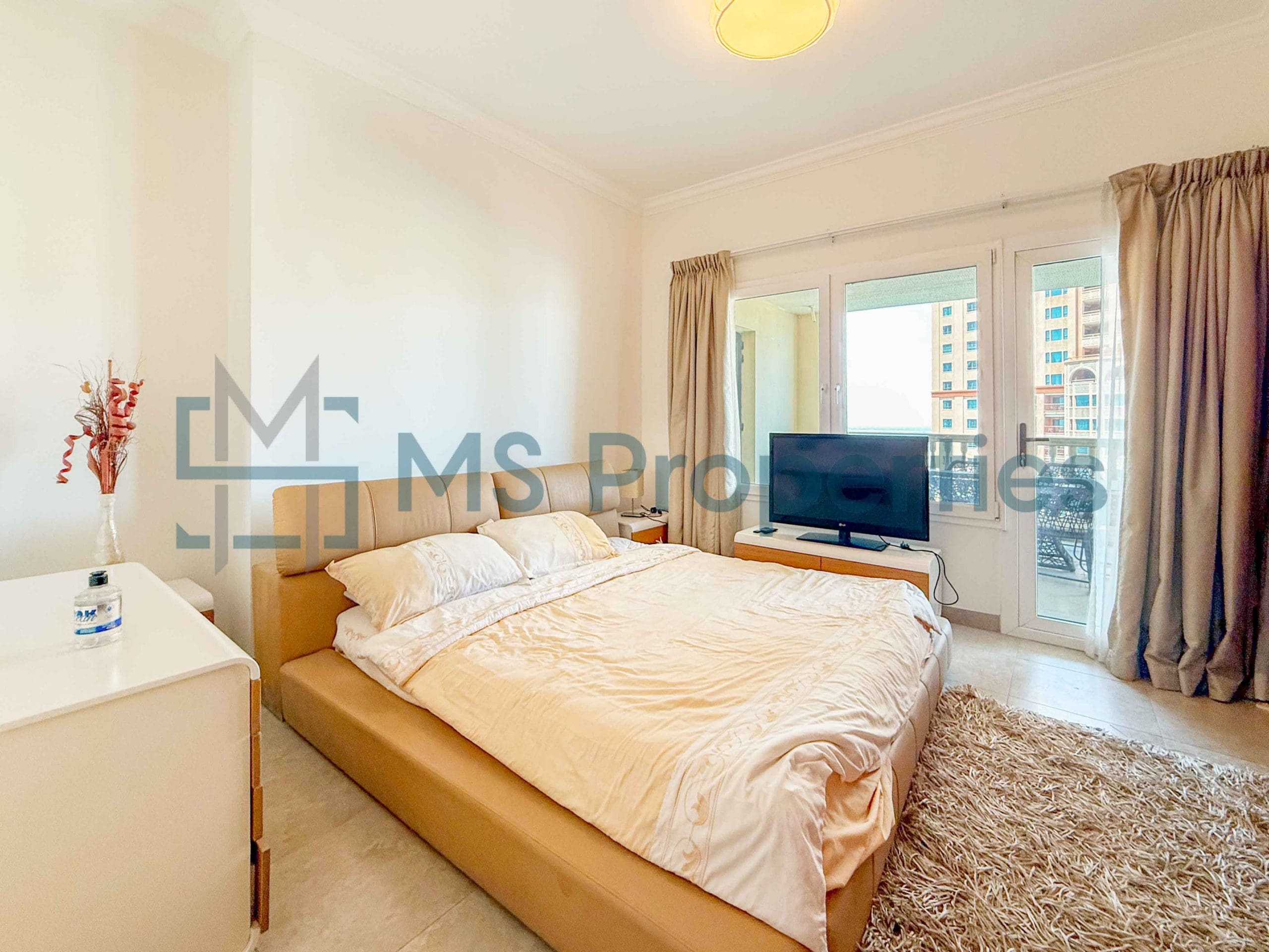 Beautiful 2BR Apartment with Large Balcony