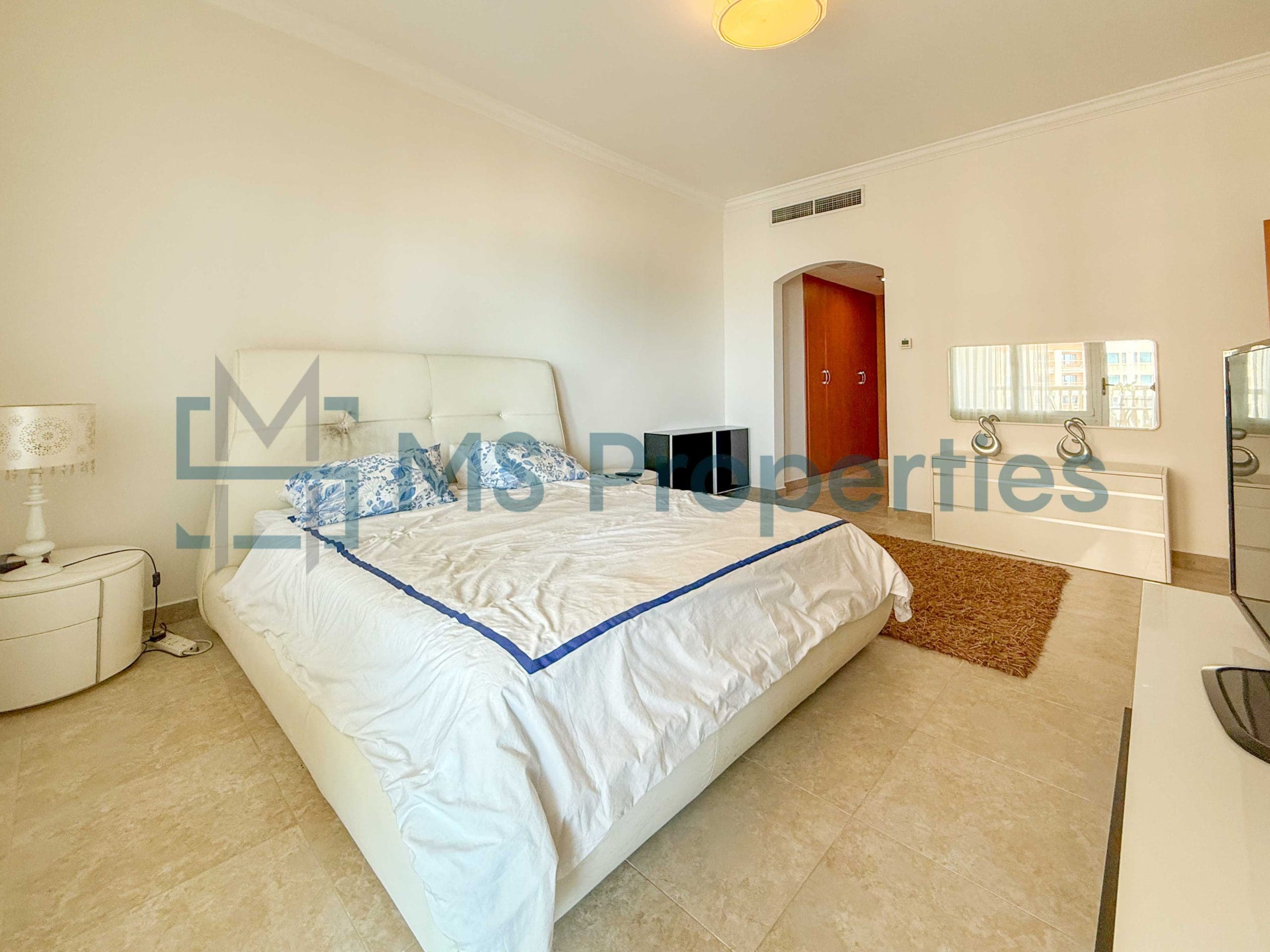 Beautiful 2BR Apartment with Large Balcony