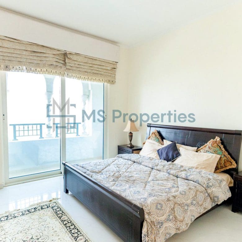 Lovely 1BHK Apartment With Marina View Balcony