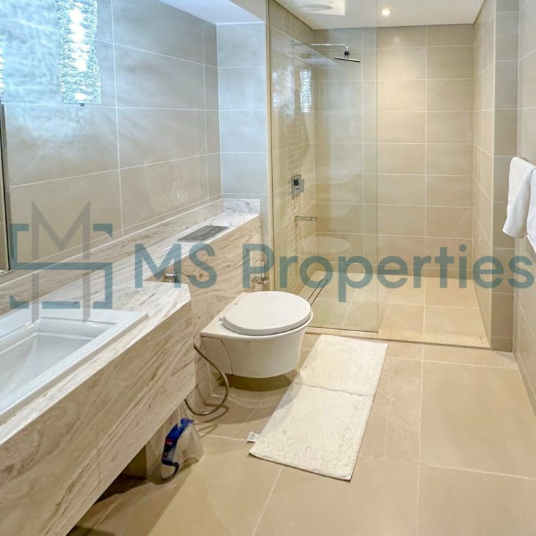 Luxurious 3BR Townhouse with Amazing View Balcony