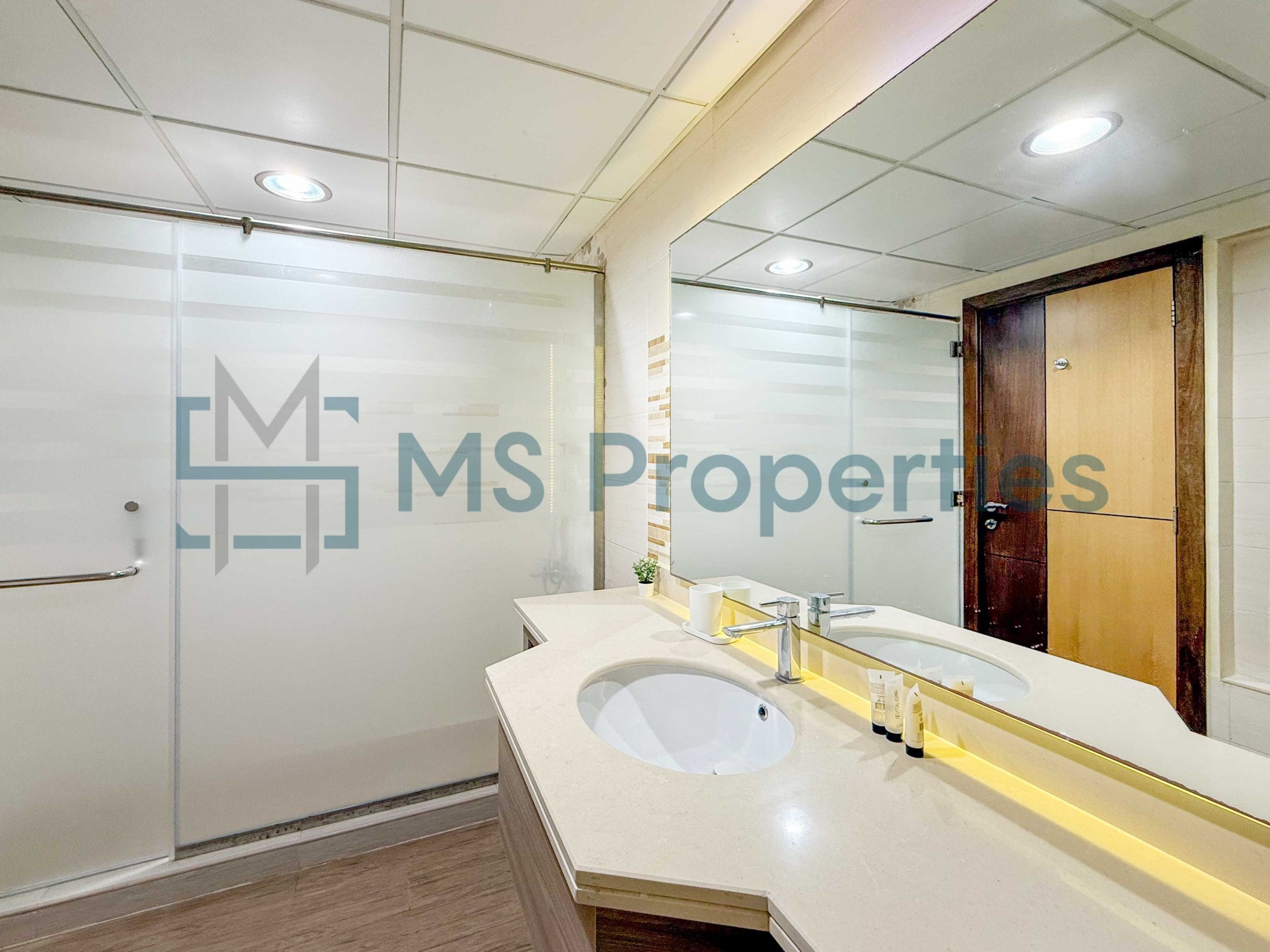 Beautiful 1-Bedroom Apartmen with Amazing Balcony