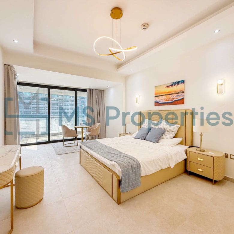 Beautiful 1-Bedroom Apartmen with Amazing Balcony