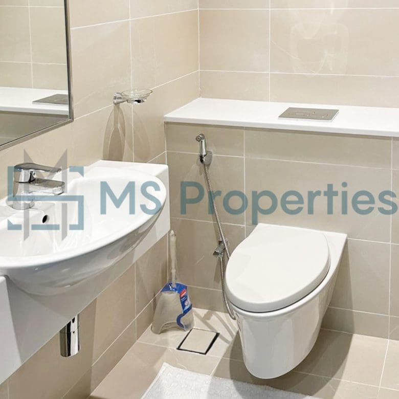 Luxurious 3BR Townhouse with Amazing View Balcony