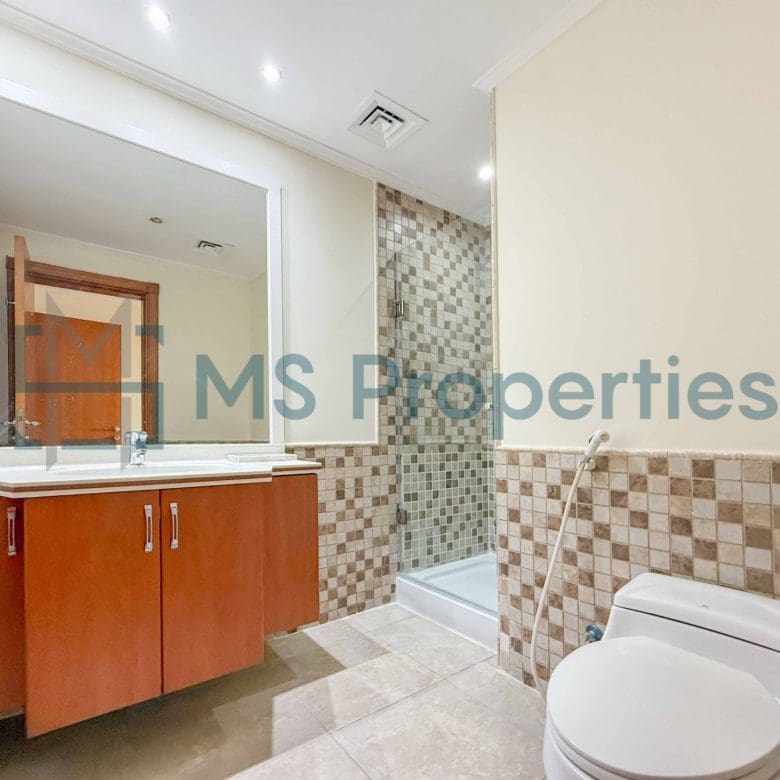 Large Space 2BR Apartment with Big Balcony