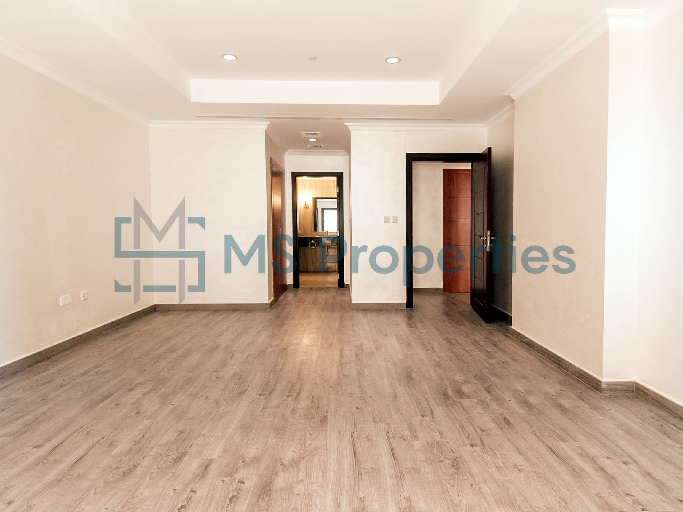 Contemporary 2BR Apartment | Marina Balcony