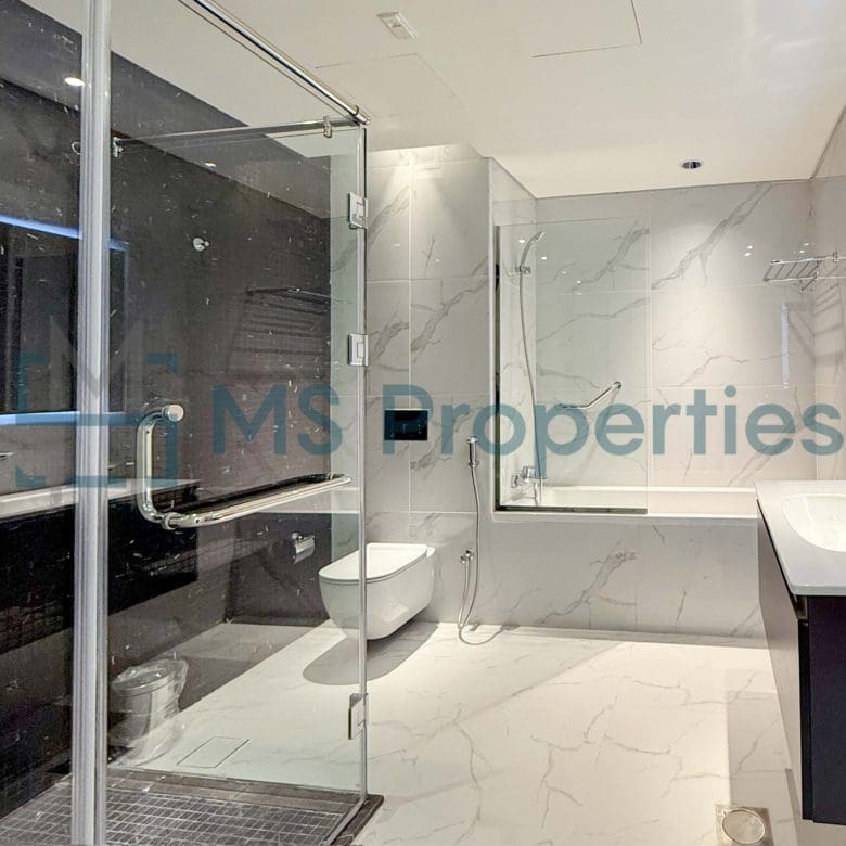 Amazing Sea View Balcony | 1BR Apartment