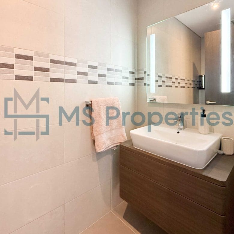 Skyline City View | 1BR Flat +BIlls+WIFI Included