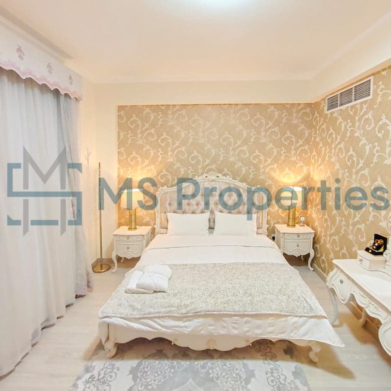 Contemporary 1BR Townhouse | Sea View Balcony