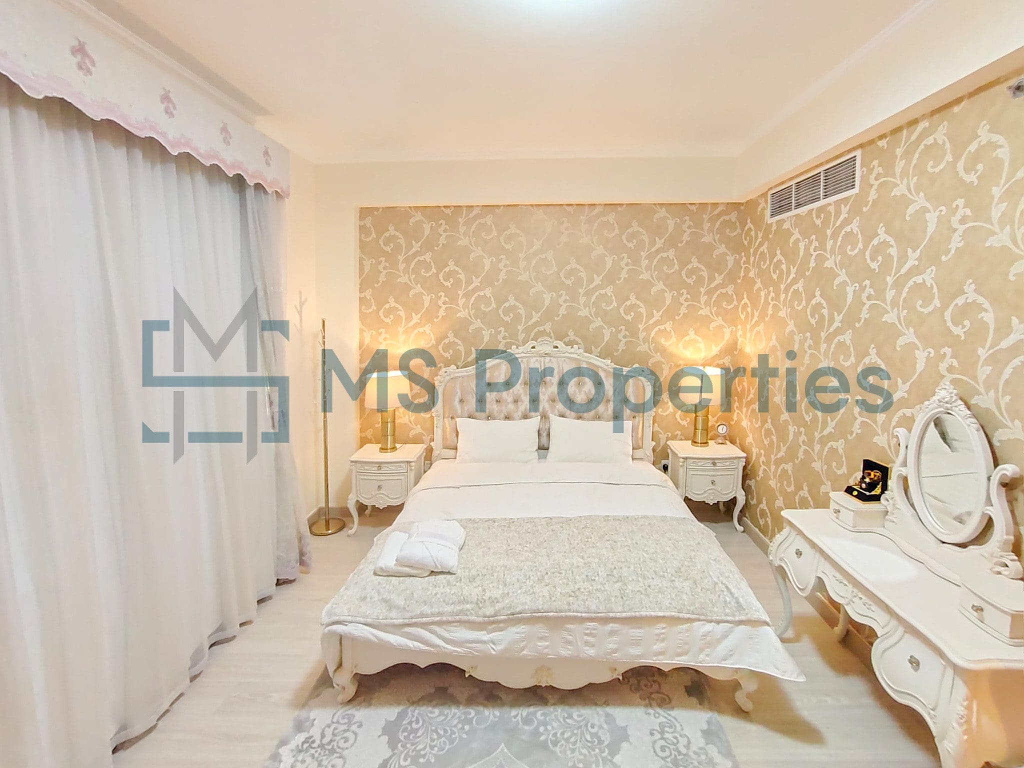 Contemporary 1BR Townhouse | Sea View Balcony