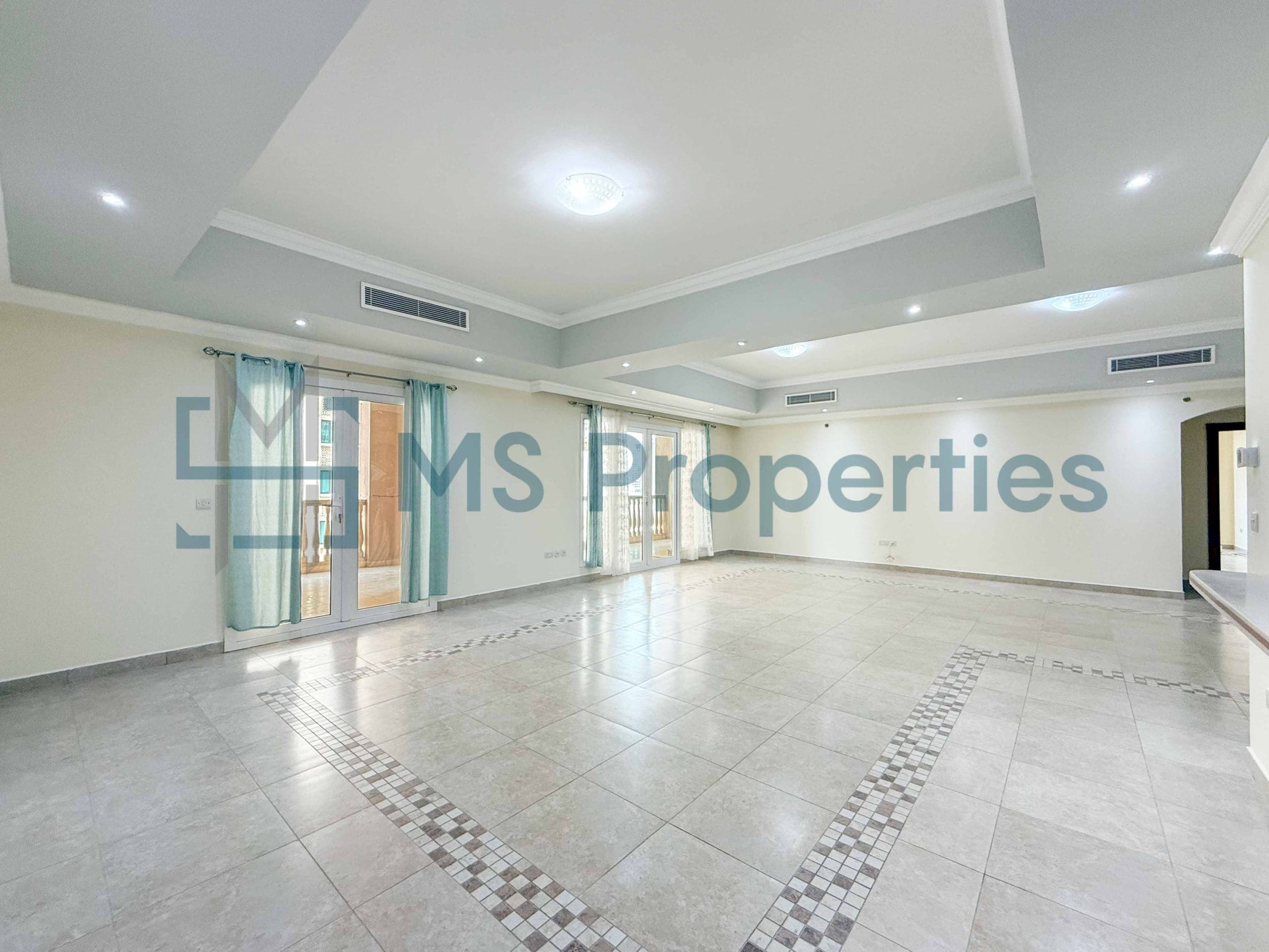 Large Space 2BR Apartment with Big Balcony