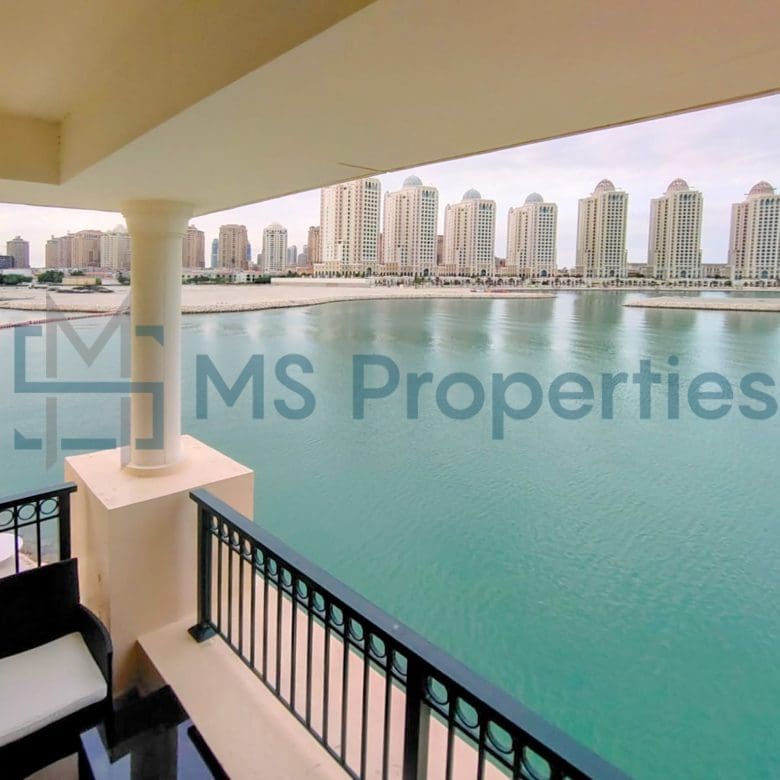Contemporary 1BR Townhouse | Sea View Balcony