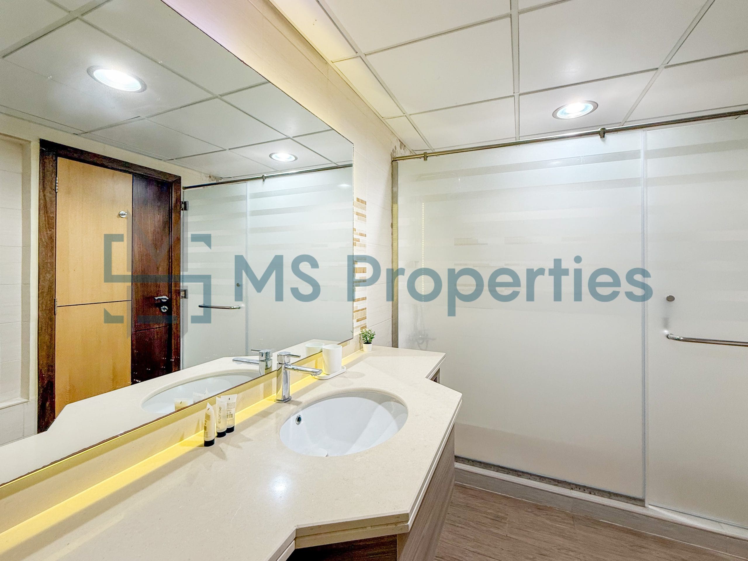 Spectacular 1BR Apartment with Sea View Balcony