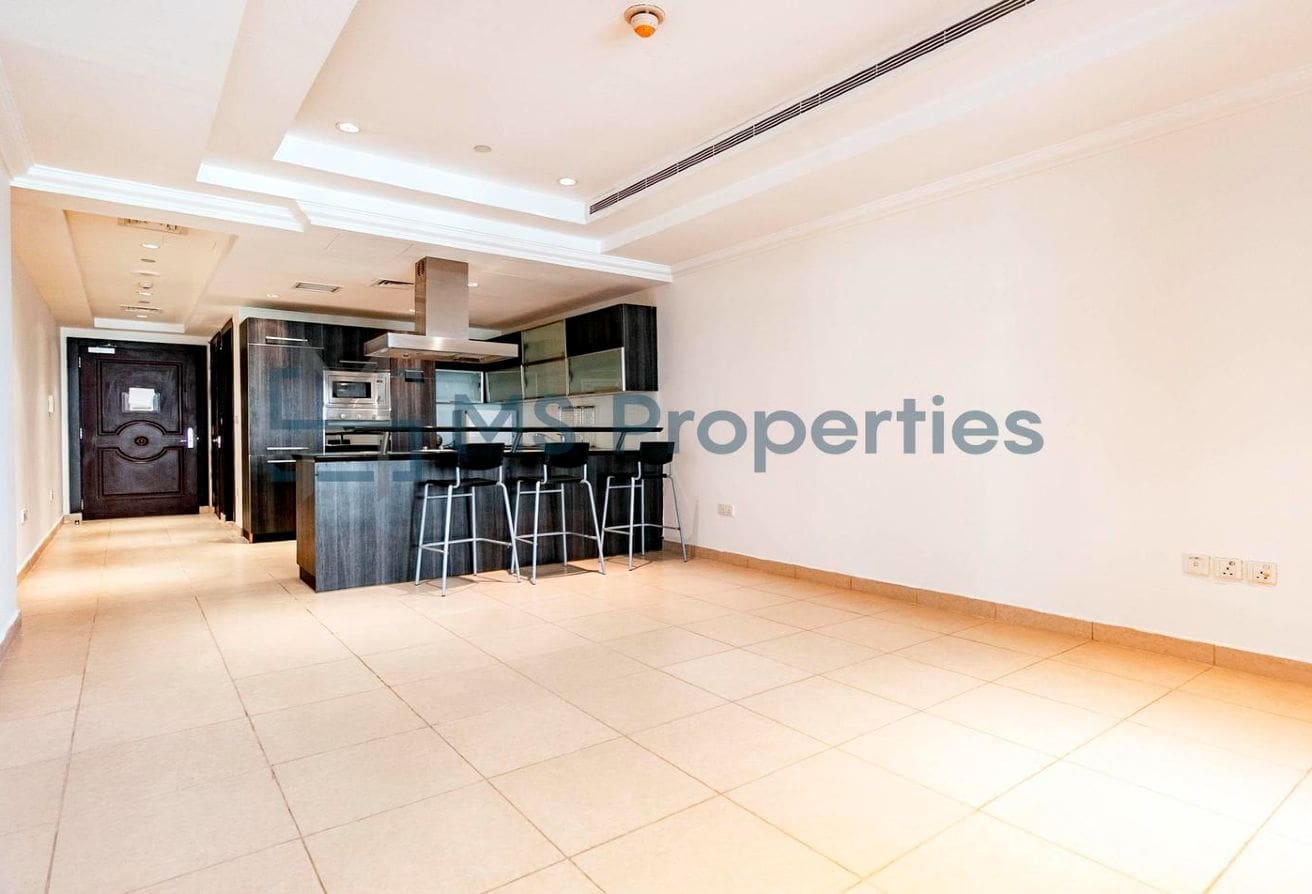 37c656c4-6091-4b63-b78f-75033b301795 Grab your Own Studio Flat with Stunning Balcony