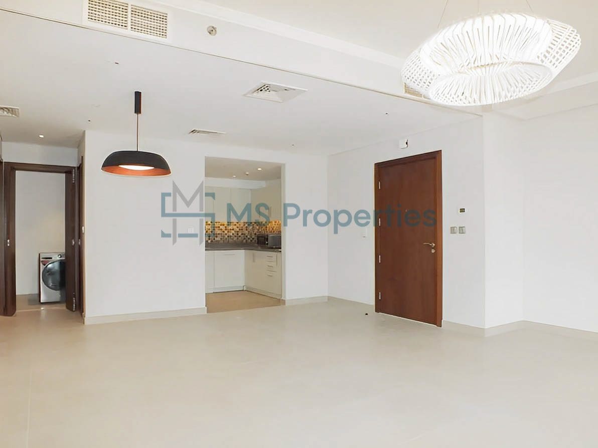 Sophisticated 2BR Chalet | Beach Front View