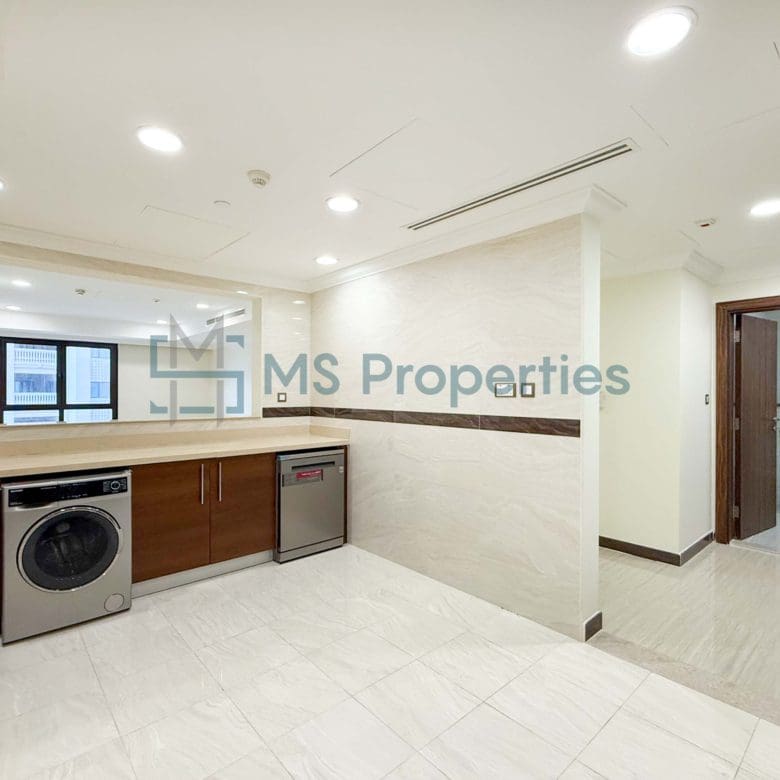 Contemporary 1BR Apartment with Great View