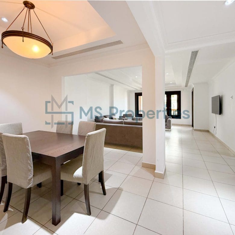 Sophisticated 1BR Apartment with Huge Balcony