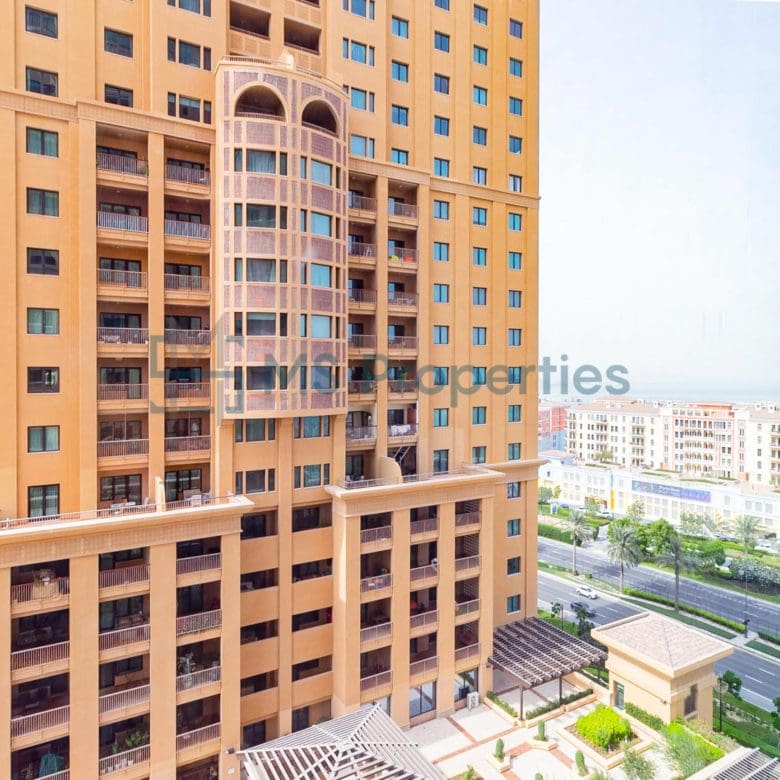 Ready to Move | Cozy 1BR Apartment with Amazing View