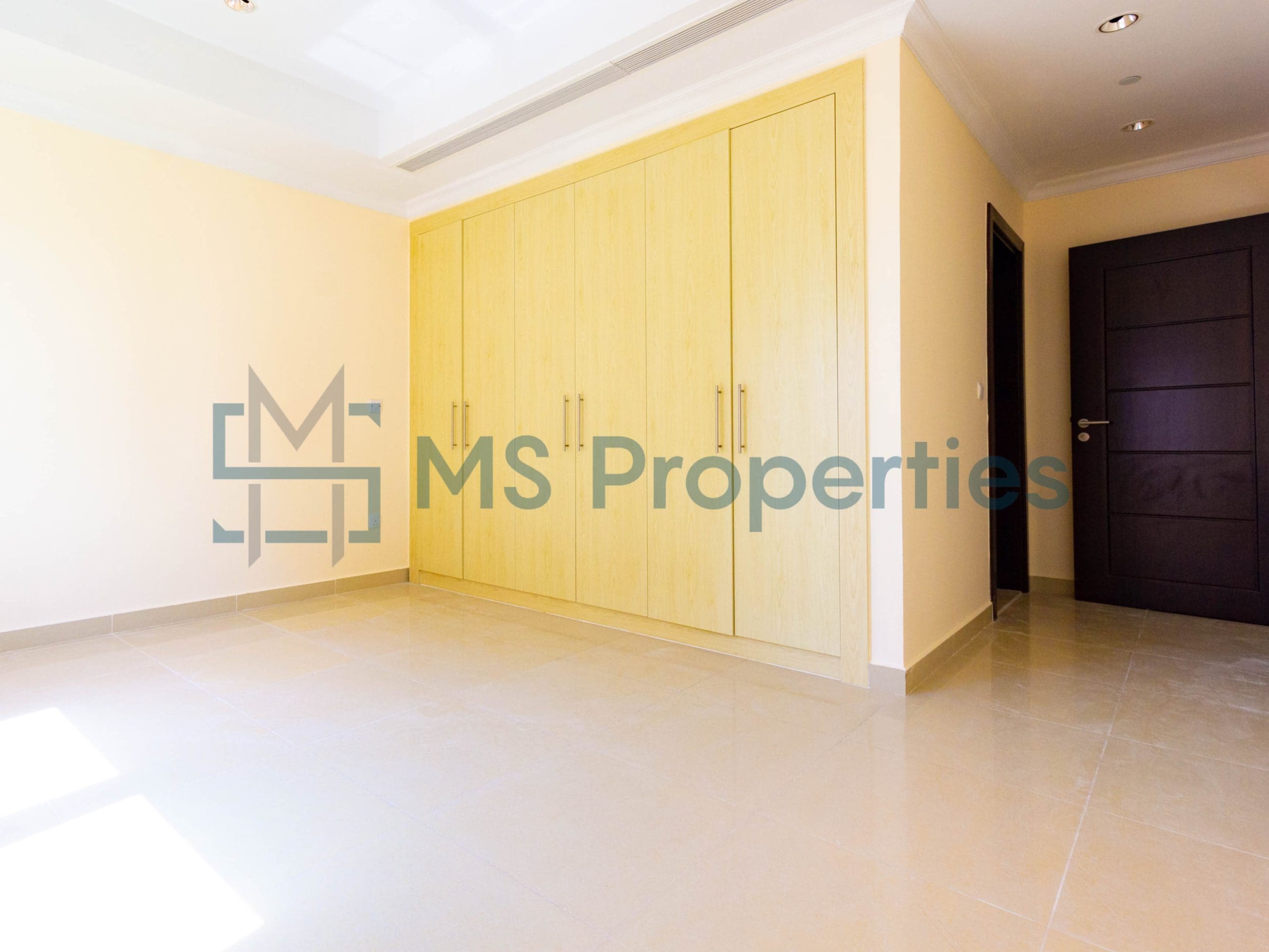 Charming 1BHK Apartment with Amazing View