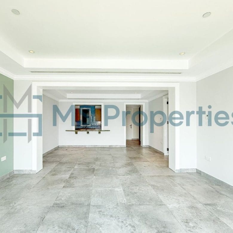 Marvelous 1BR Townhouse with Marina Balcony