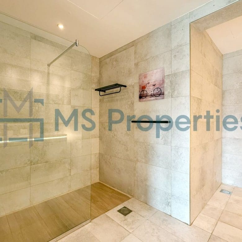 Marvelous 1BR Townhouse with Marina Balcony