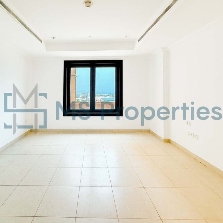 Unique Layout 1BR Apartment with Amazing Balcony