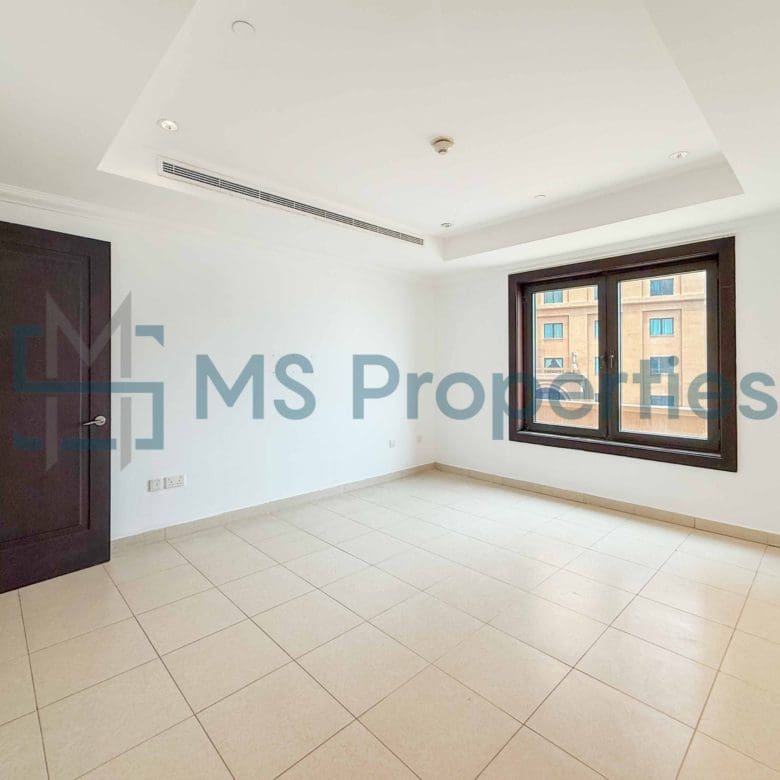 Unique Layout 1BR Apartment with Amazing Balcony