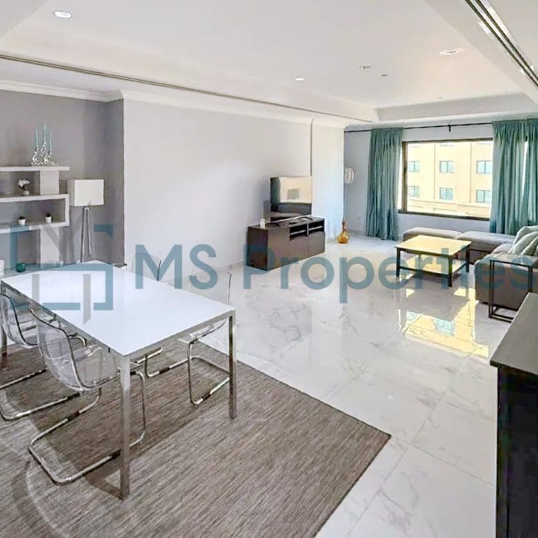 Contemporary 1BR Apartment with Great Balcony