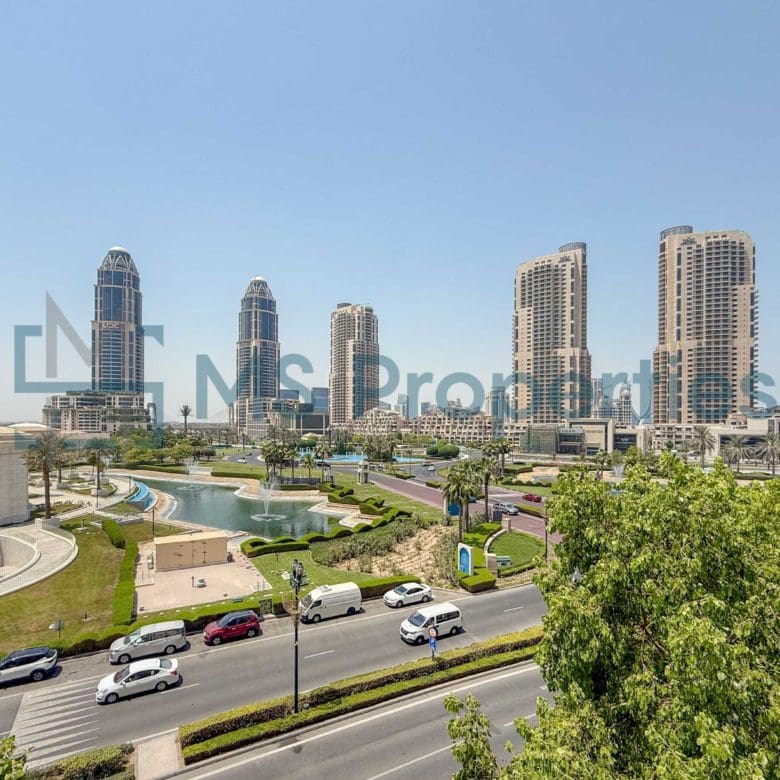 Beautiful 1BR Flat with Balcony +Kharama Included