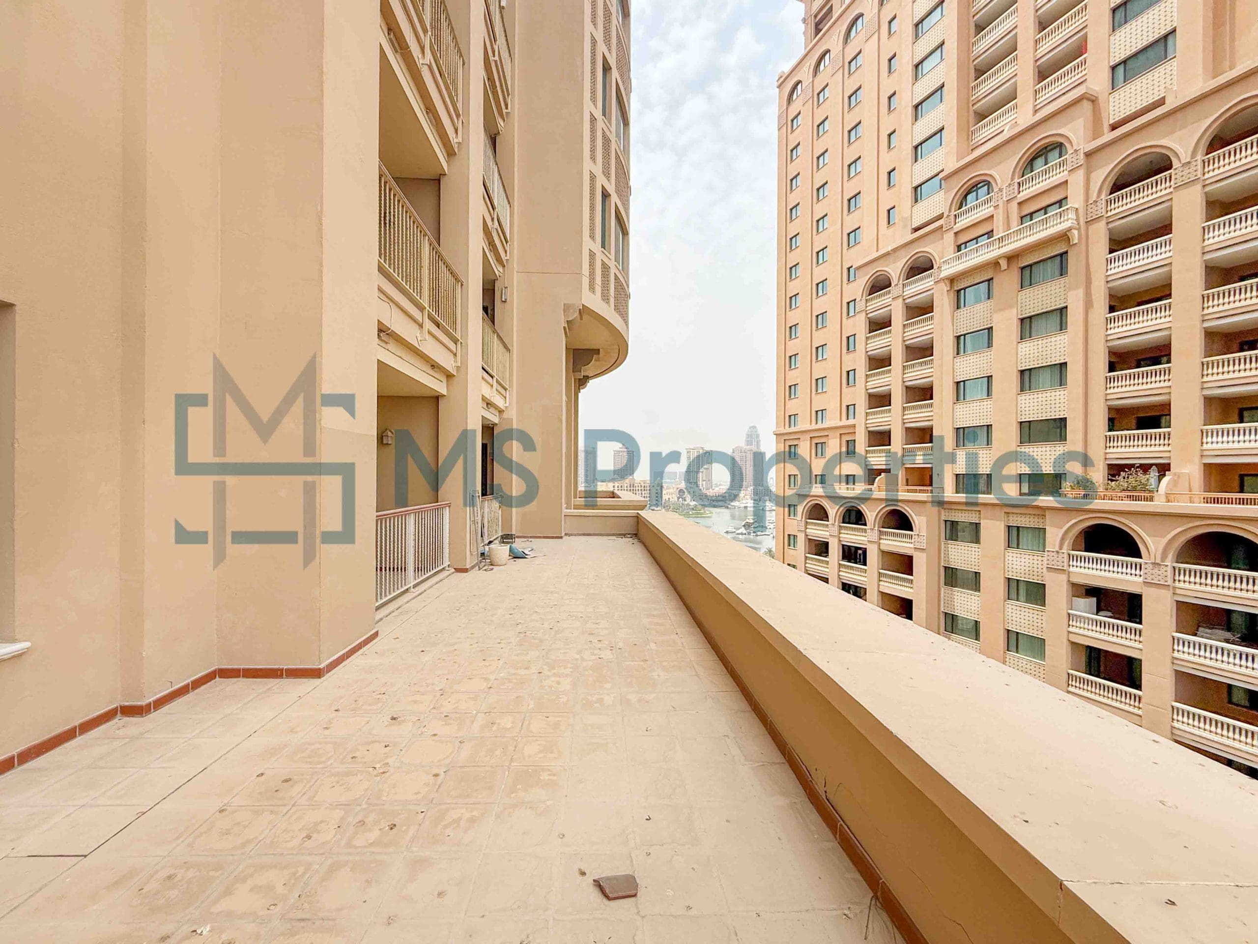 Unique Layout 1BR Apartment with Amazing Balcony