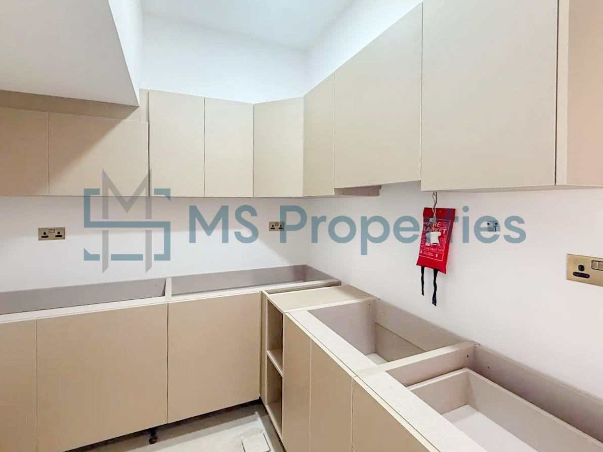 6-Bedroom with Maid Room Villa in Lusail | For Sale