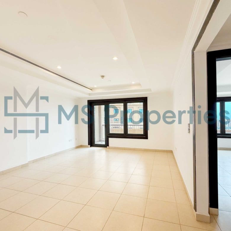 Unique Layout 1BR Apartment with Amazing Balcony