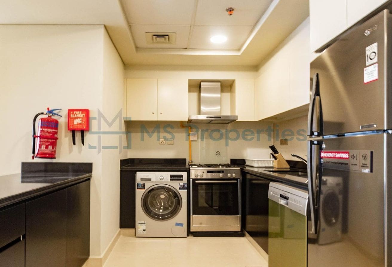 Modern 2BR Apartment with Amazing Balcony