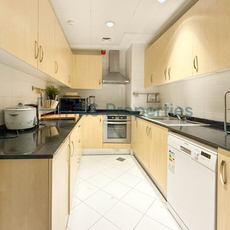 High-Floor 1BHK+ Office Apartment with Amazing View