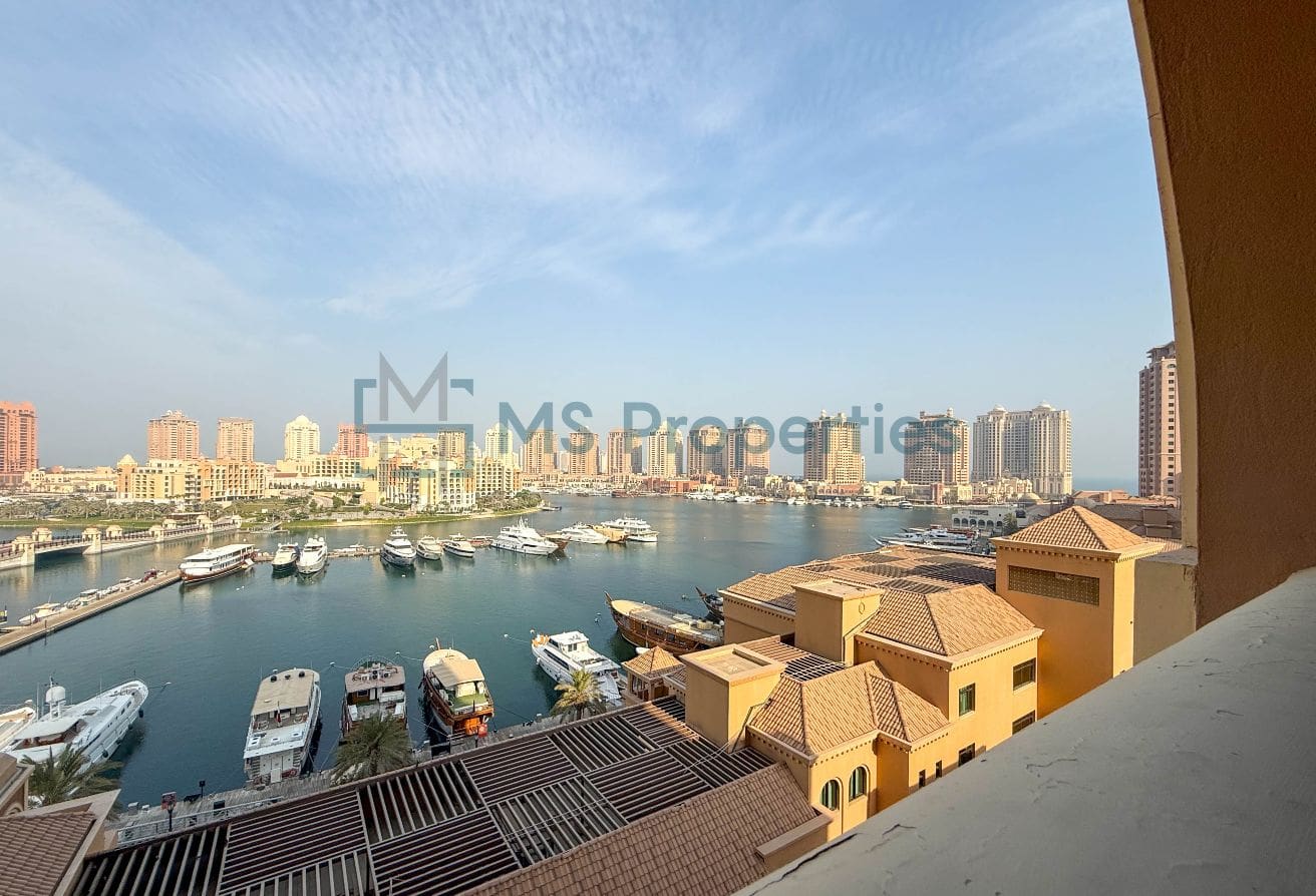 High-Floor 1BHK+ Office Apartment with Amazing View