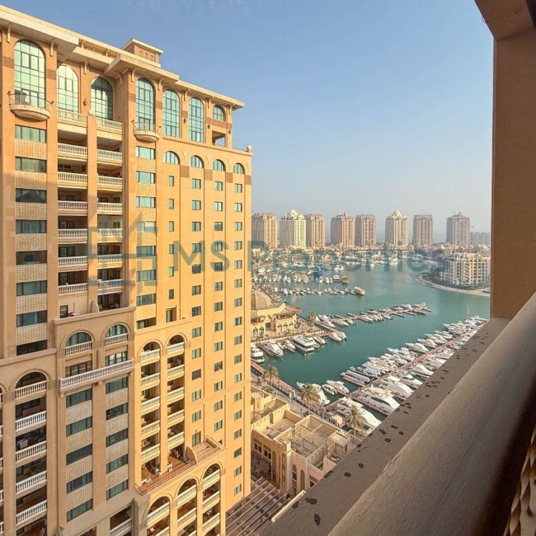 High-Floor 1BHK+ Office Apartment with Amazing View