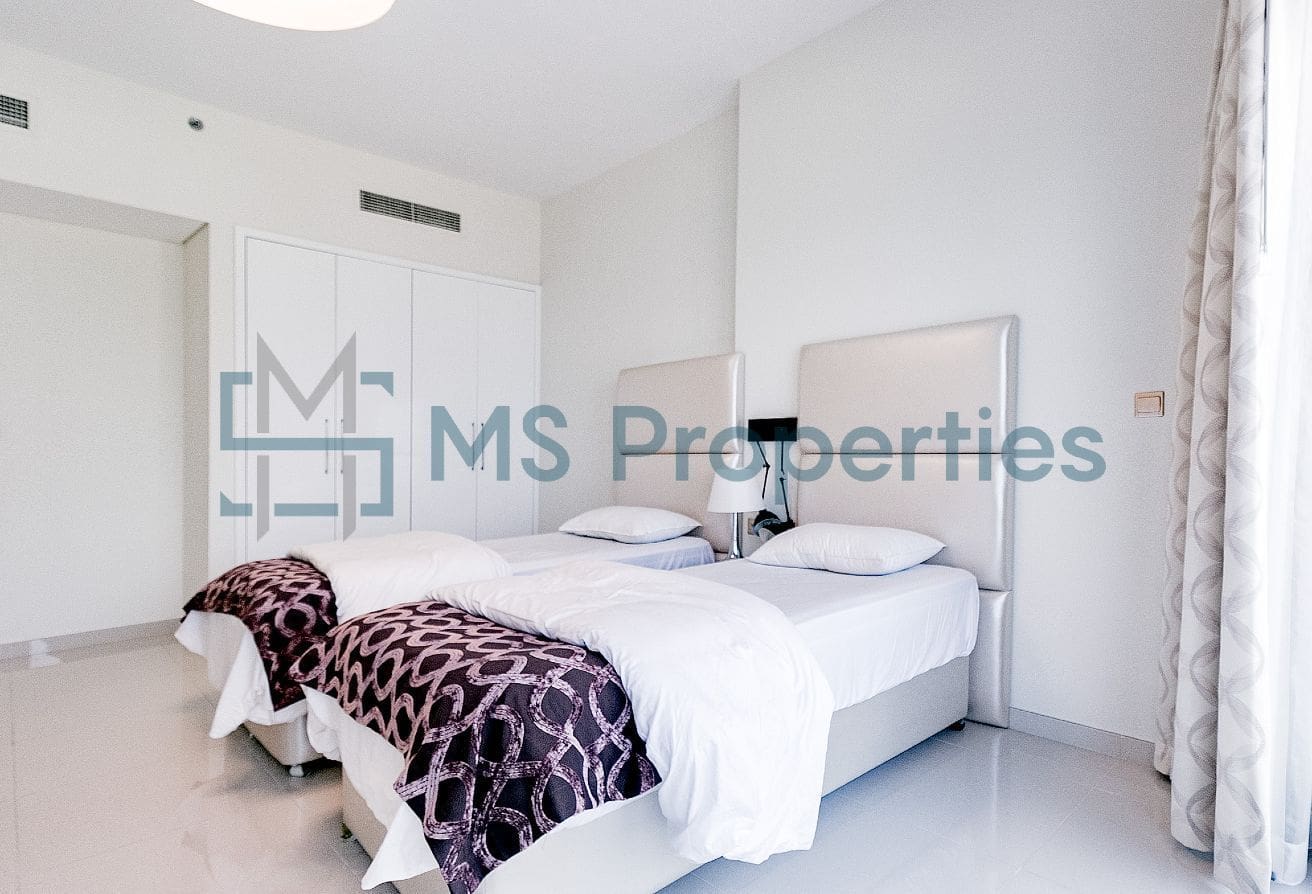 Beautiful 2BHK Flat with Amazing Sea View
