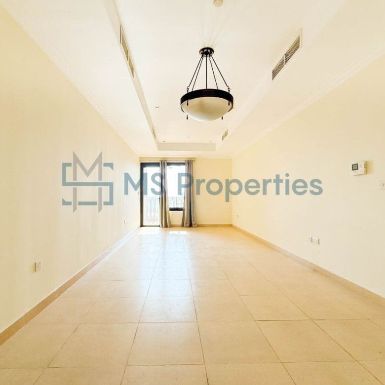 Contemporary 1BR Apartment with Balcony