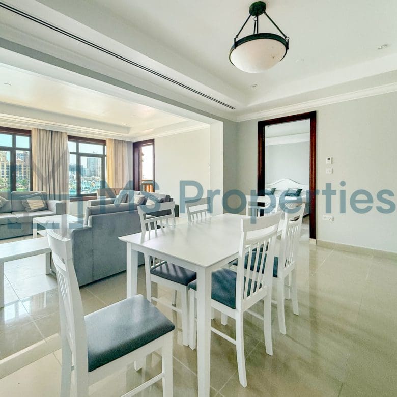 Contemporary 1BR Townhouse | Amazing View Balcony