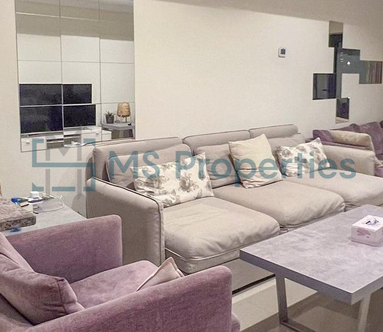 Live in Style Studio Apartment with Balcony View