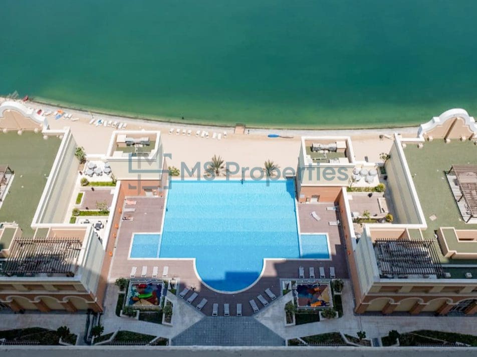 Fabulous 1BR Apartment with Sea View Balcony