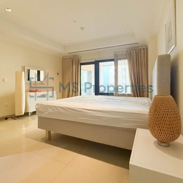 High-Floor 1BHK+Office Apartment | Including Bills