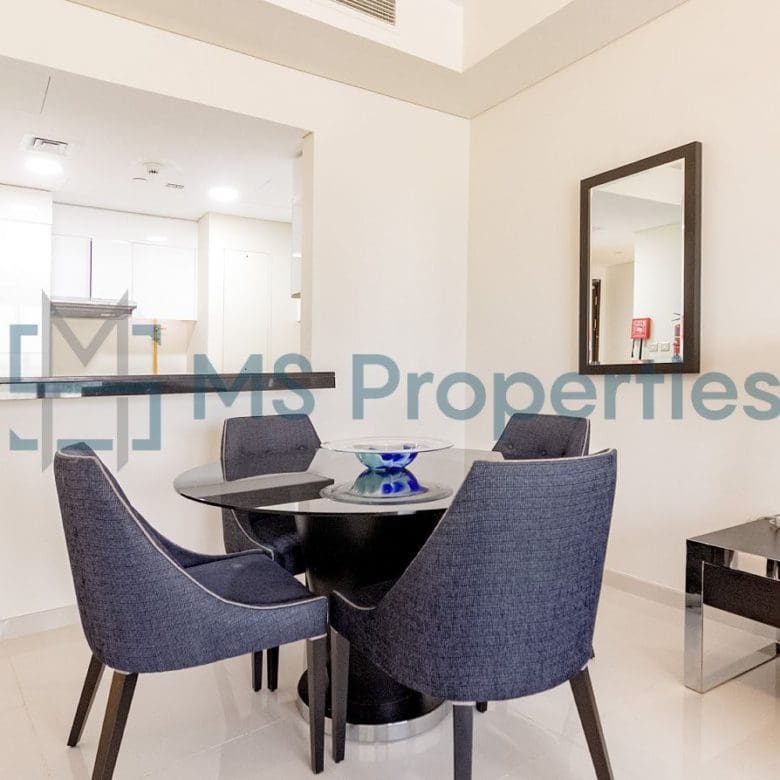 Beautiful 2BHK Flat with Amazing Sea View