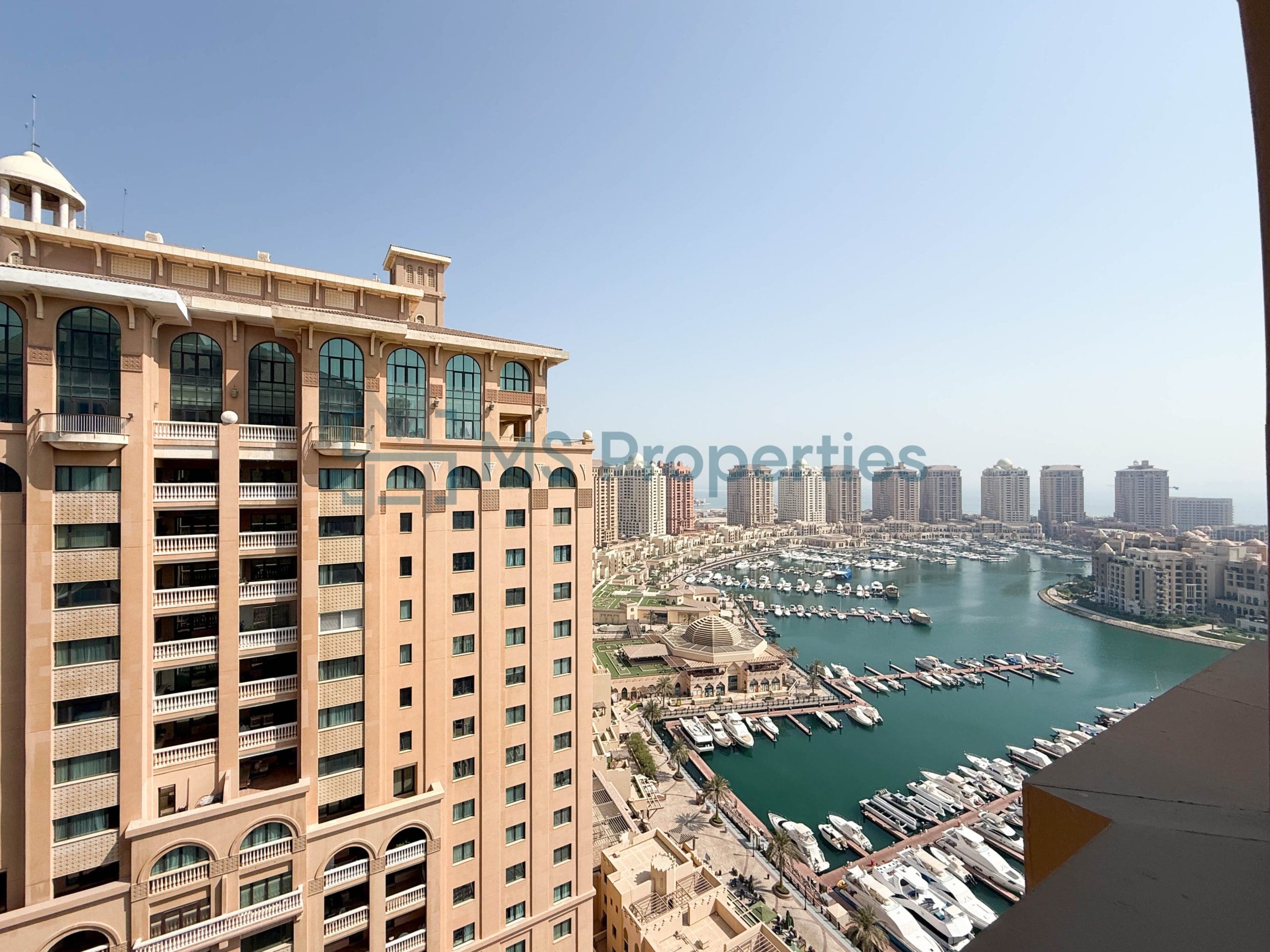 Modern 1BR Apartment in The Pearl with Marina View
